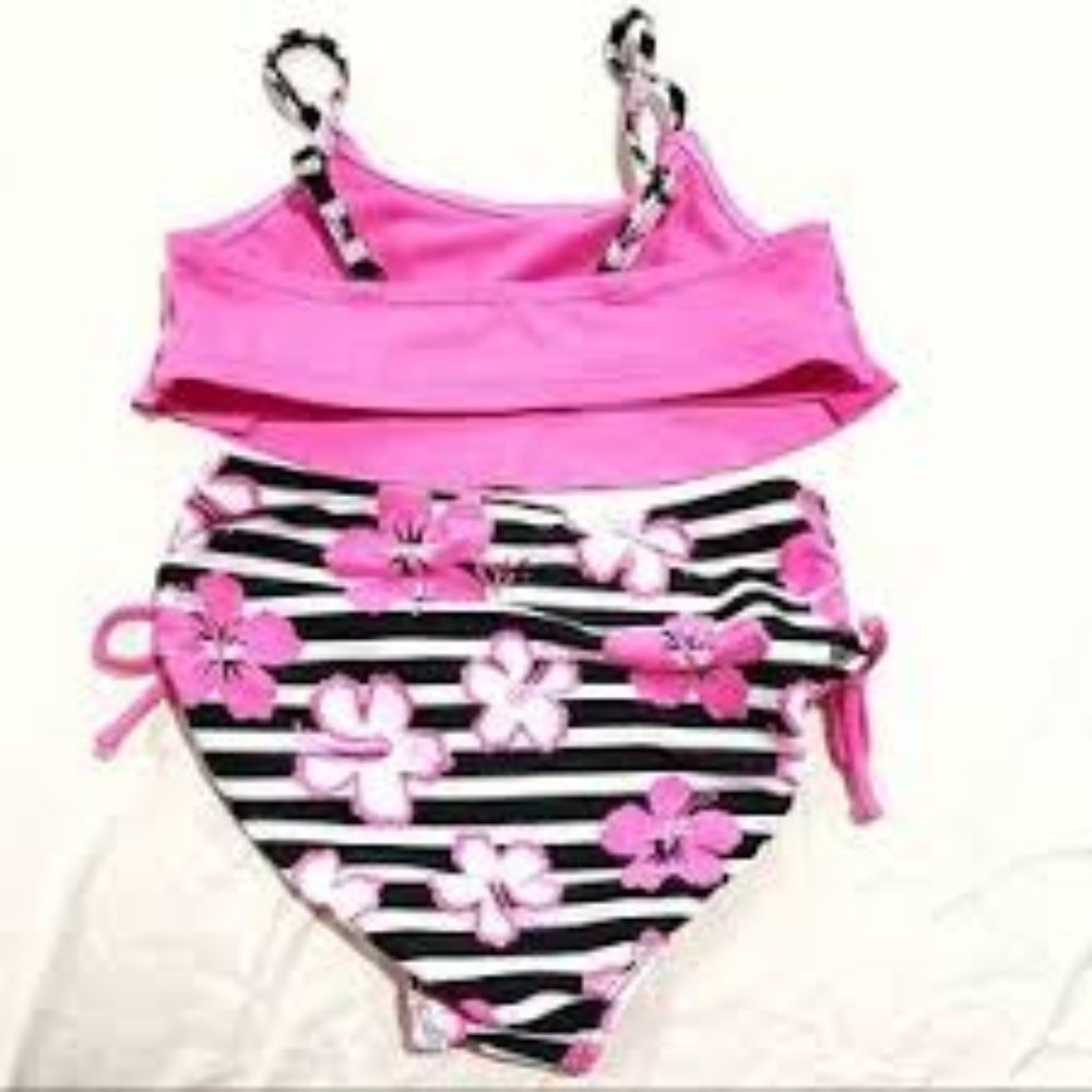 girls swimsuits - Picture 3 of 3